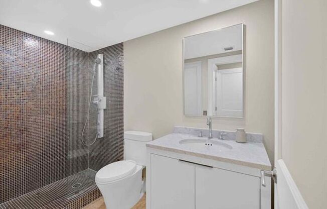 2 beds, 2.5 baths, $5,400, Unit # 1604