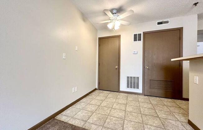 1 bed, 1 bath, 656 sqft, $935, Unit 7P