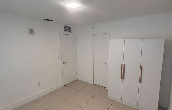 2 beds, 1 bath, 550 sqft, $1,895, Unit 821-301