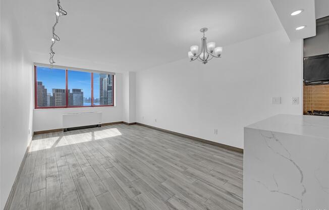 1 bed, 1 bath, 700 sqft, $3,950, Unit 25M