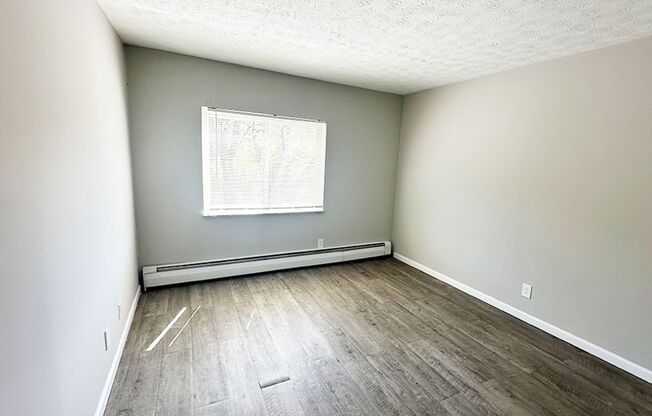 1 bed, 1 bath, 560 sqft, $795, Unit 601-33