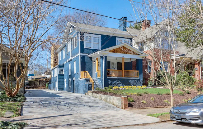 594 SEMINOLE AVE NE