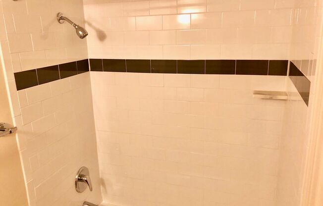 Studio, 1 bath, 460 sqft, $2,813, Unit 0627