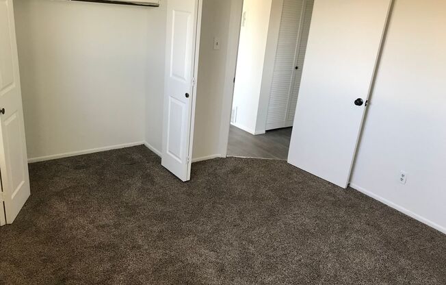 2 beds, 1 bath, 667 sqft, $705