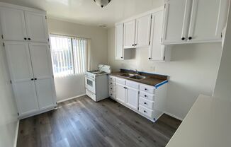 Royal Palms Apartments