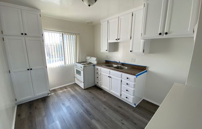 Royal Palms Apartments