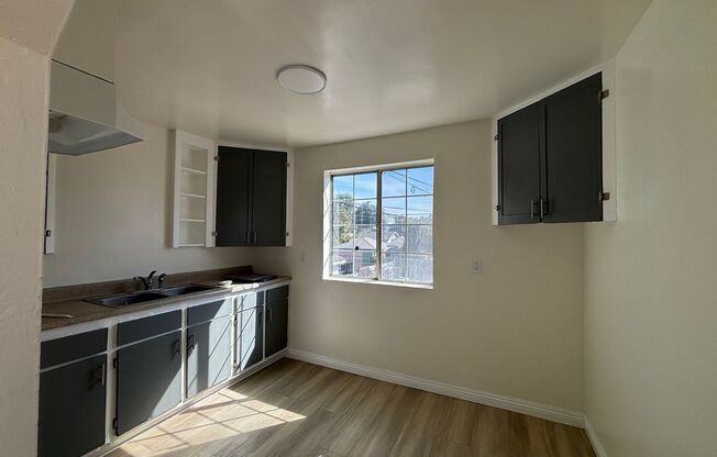 11824 2nd Ave.