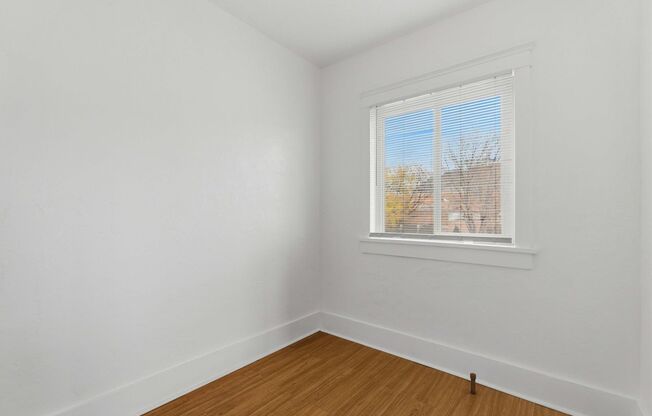 Grant Avenue Apartments