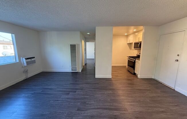 1224 S. Kenmore Ave