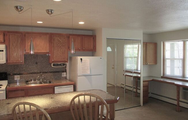 Studio, 1 bath, $1,345, Unit 640-310