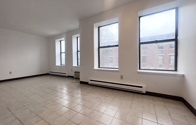 1 bed, 1 bath, 550 sqft, $2,500, Unit 102