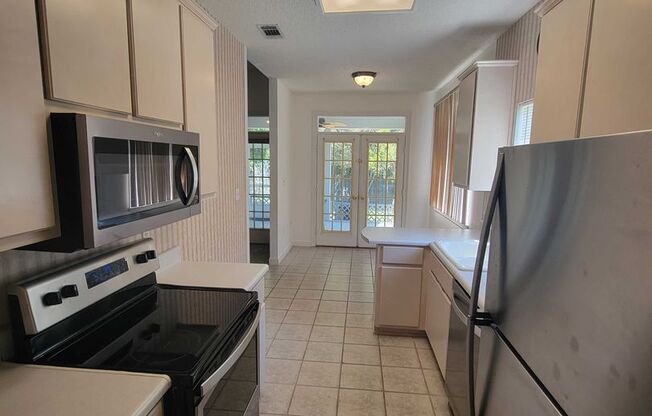 Beautiful 4 Bedroom Home in Miramar Beach