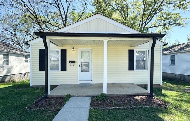 Adorable 3 Bedroom with Fresh Paint & New Flooring