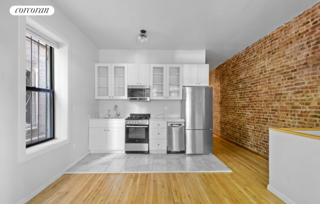 493 PARK PL