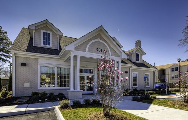 Colony Point Apartments