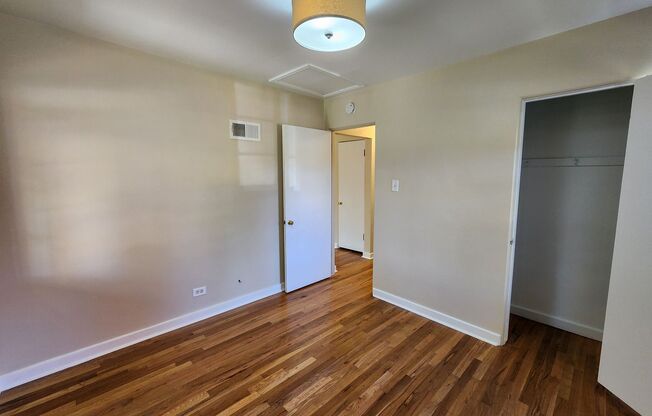 2 beds, 1 bath, $2,075