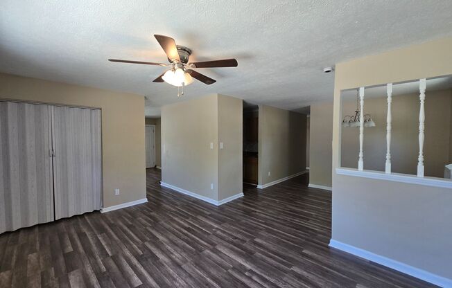 5523 Livingston ~ University Estate