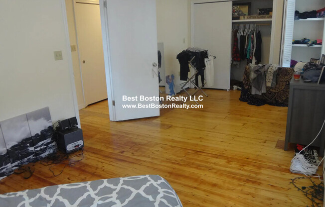 70 Summer St Apt 1R