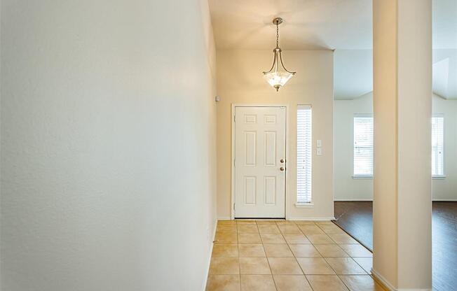 24807 LAZY TEE LN