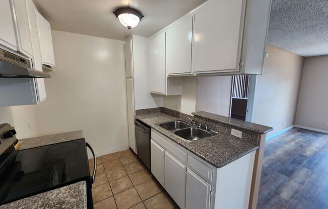 2 beds, 2 baths, 792 sqft, $2,250, Unit # 122