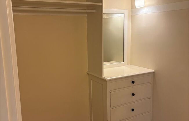 Studio, 1 bath, 454 sqft, $1,495, Unit 204