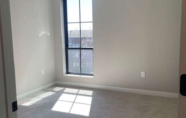 1 bed, 1 bath, 897 sqft, $2,695, Unit 314