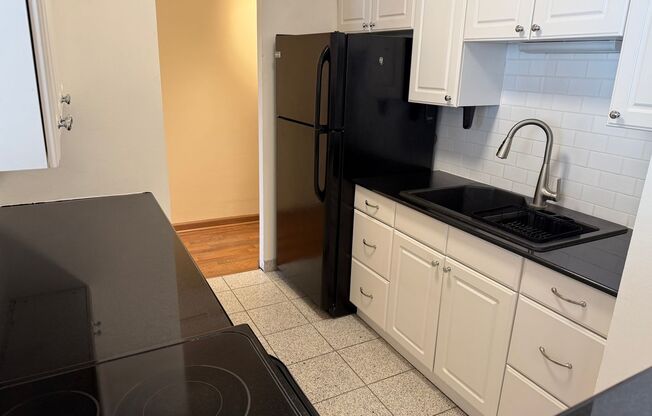 1 bed, 1 bath, $1,695