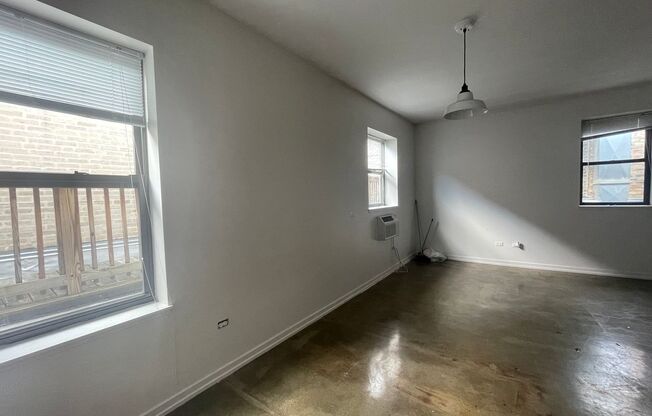 Studio, 1 bath, $1,225, Unit 226