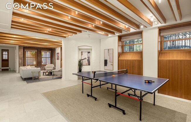 18 PROSPECT PARK W