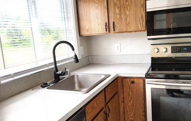 ******* FANTASTIC RAMBLER in friendly neighborhood *******
