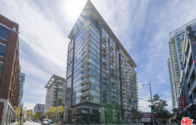 1 bed, 1 bath, 947 sqft, $3,300, Unit 1314