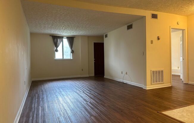1 Bedroom,1 Bath Apartment Colonial Heights Kingsport TN.