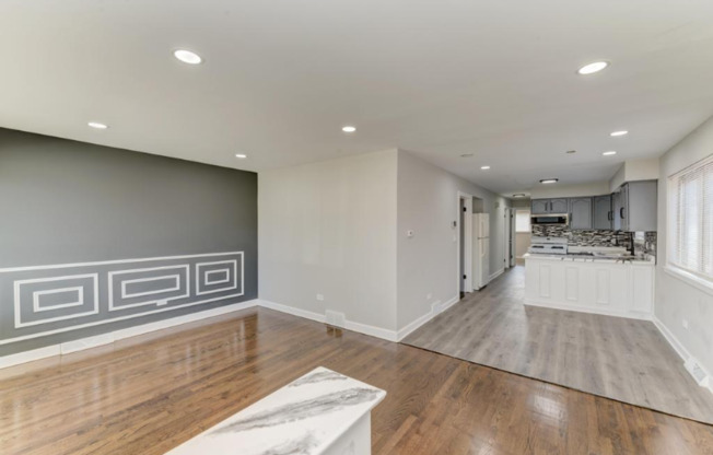 9619 S PRINCETON