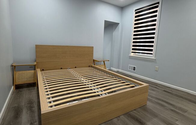 Newly Renovated Bi-Level One Bedroom