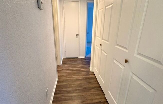 2 beds, 2 baths, 918 sqft, $1,800, Unit 29