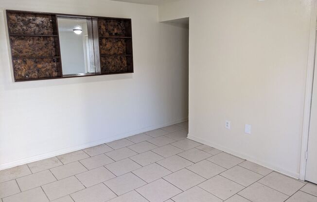 2 beds, 1.5 baths, 1,000 sqft, $900, Unit 8316-3