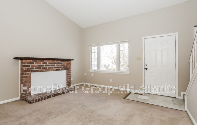 5328 LITANY LN