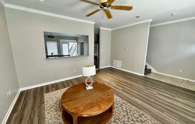 4 beds, 2.5 baths, 1,360 sqft, $3,000, Unit 1