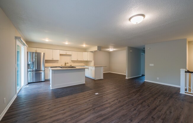 5590-5592 Timber Lane Shorewood MN