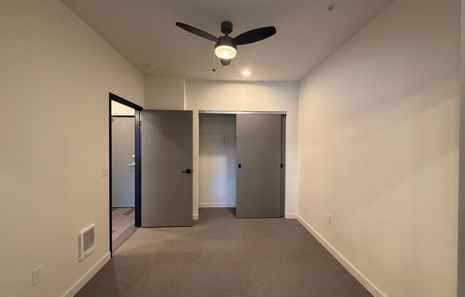 1 bed, 1 bath, 585 sqft, $1,438, Unit 201