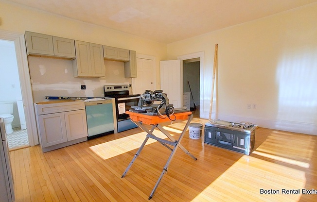 145 HIGHLAND AVE
