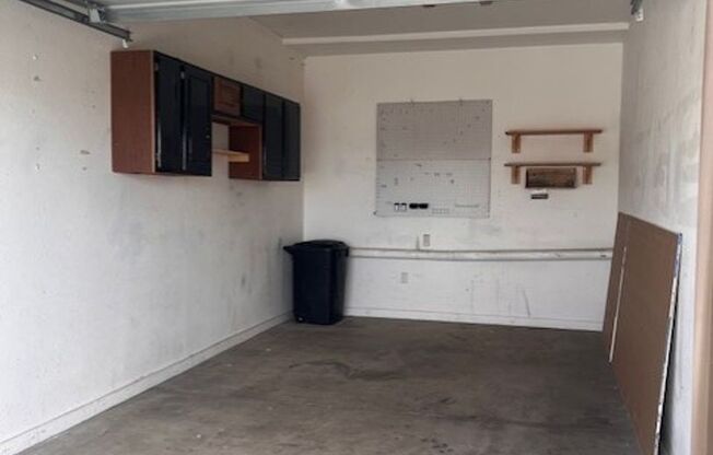 2 beds, 1.5 baths, $2,000