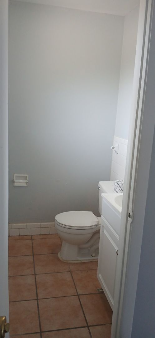 2 beds, 1.5 baths, 980 sqft, $1,500, Unit 221
