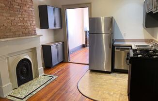 1319 Main St