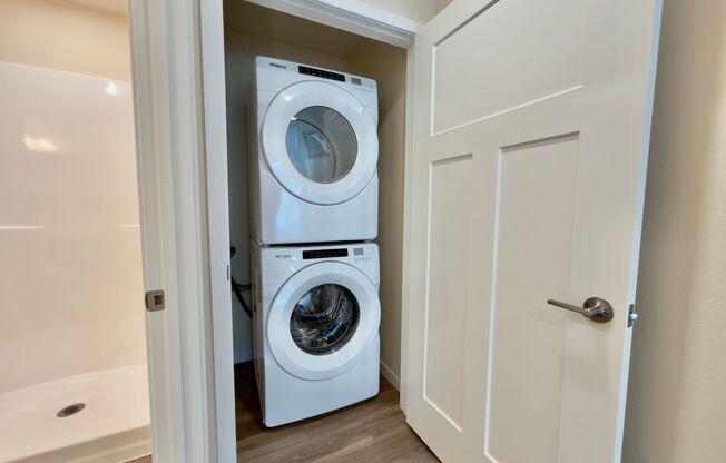 Studio, 1 bath, 506 sqft, $1,199, Unit EC 4237-17