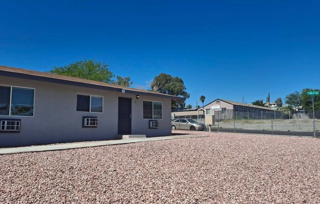 1 bed, 1 bath, $895