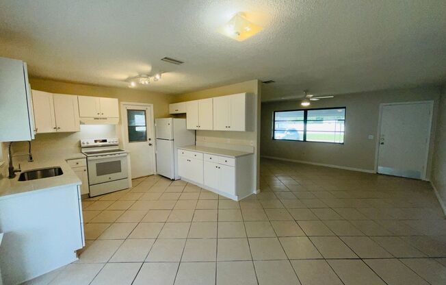 2 beds, 2 baths, $1,950