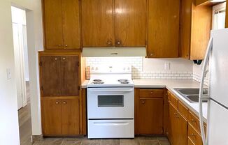 3 beds, 1 bath, $1,950