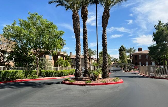 beautiful 2 bedroom condo