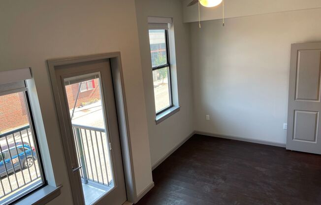 4440 Manchester Ave.- (Grove Lofts)